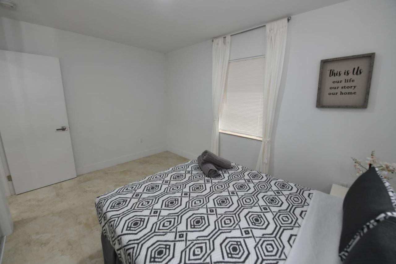 Appartamento 4-Plex Fort Lauderdale Esterno foto