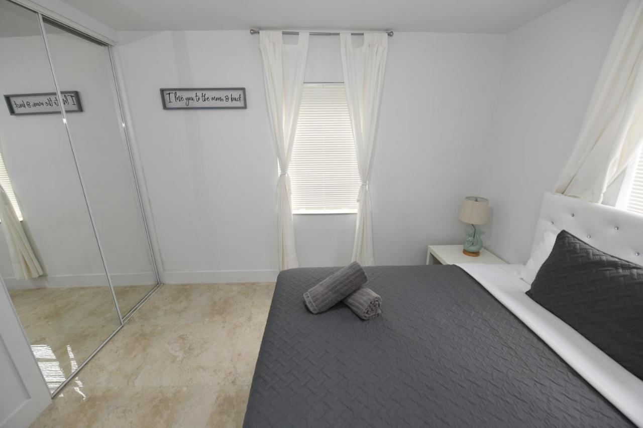 Appartamento 4-Plex Fort Lauderdale Esterno foto