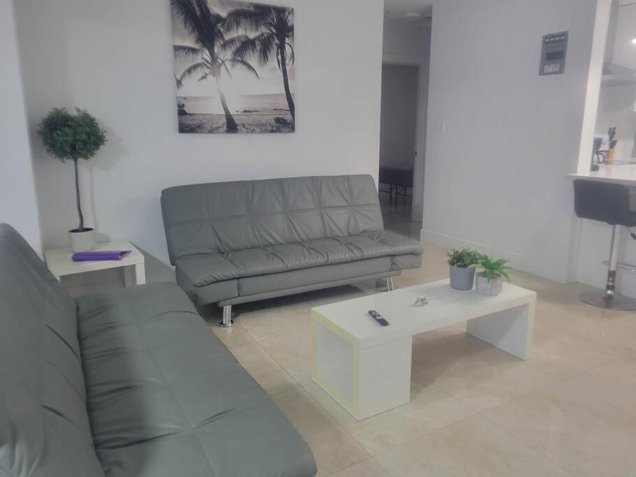 Appartamento 4-Plex Fort Lauderdale Esterno foto