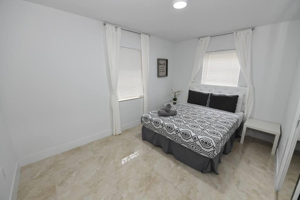 Appartamento 4-Plex Fort Lauderdale Esterno foto