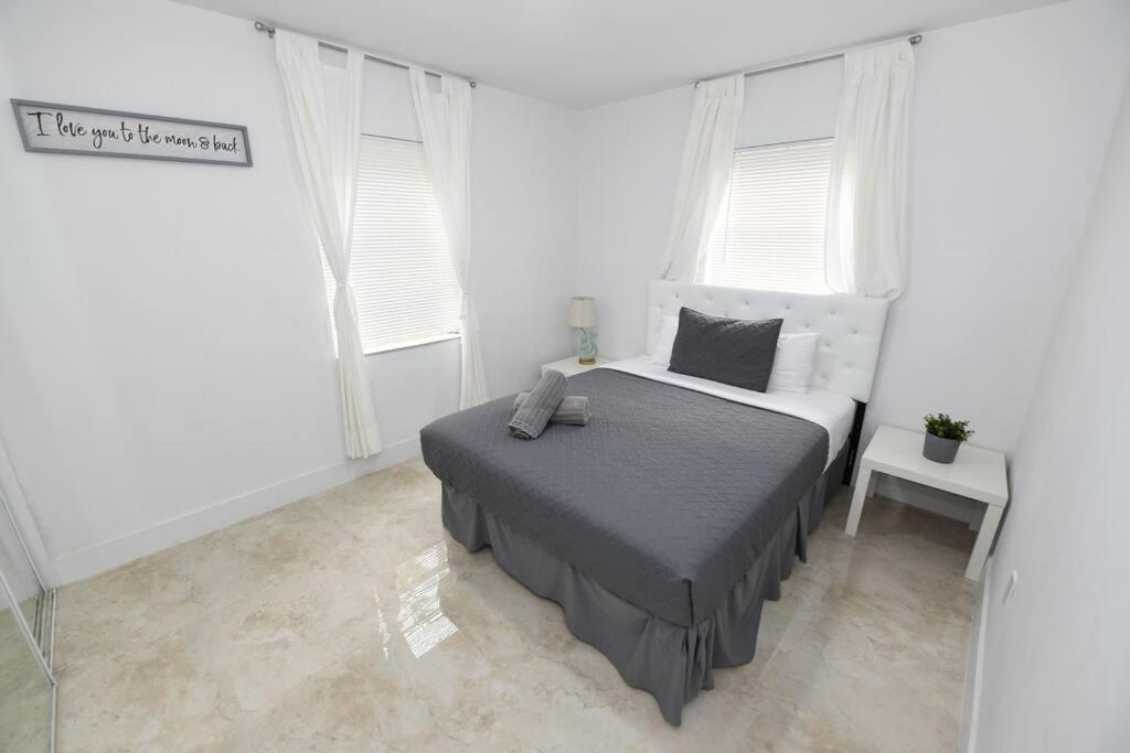 Appartamento 4-Plex Fort Lauderdale Esterno foto