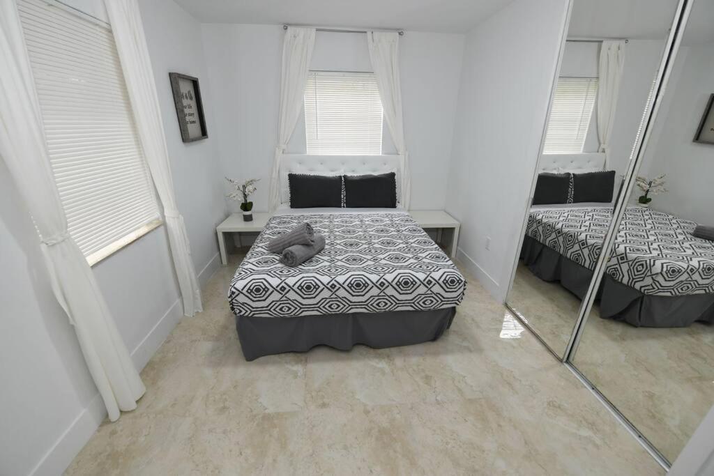 Appartamento 4-Plex Fort Lauderdale Esterno foto